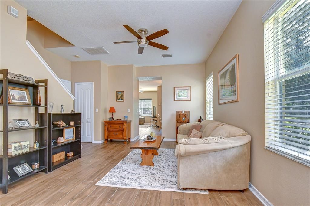 For Sale: $300,000 (3 beds, 2 baths, 1822 Square Feet)
