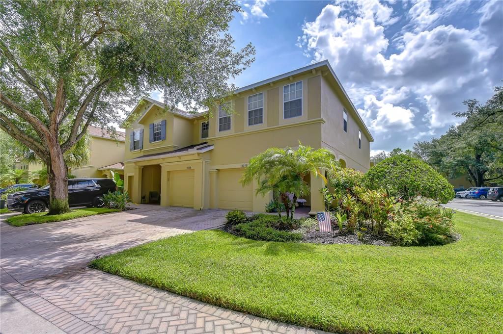 For Sale: $300,000 (3 beds, 2 baths, 1822 Square Feet)