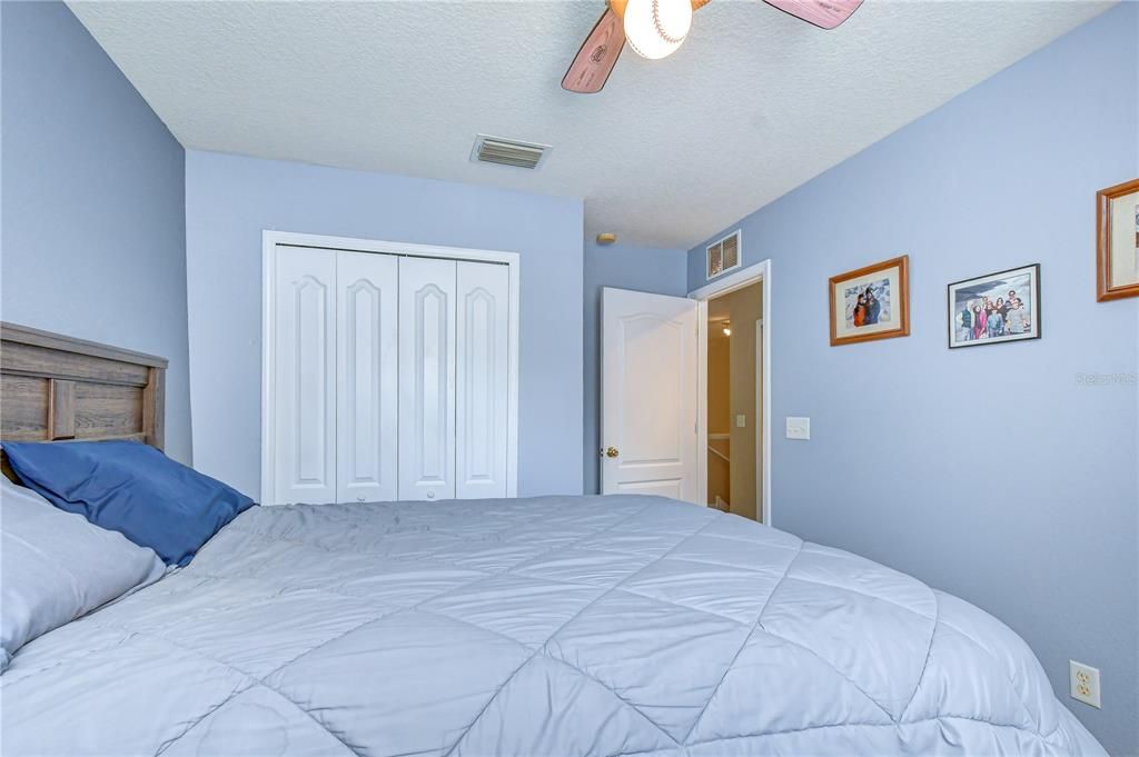 For Sale: $300,000 (3 beds, 2 baths, 1822 Square Feet)