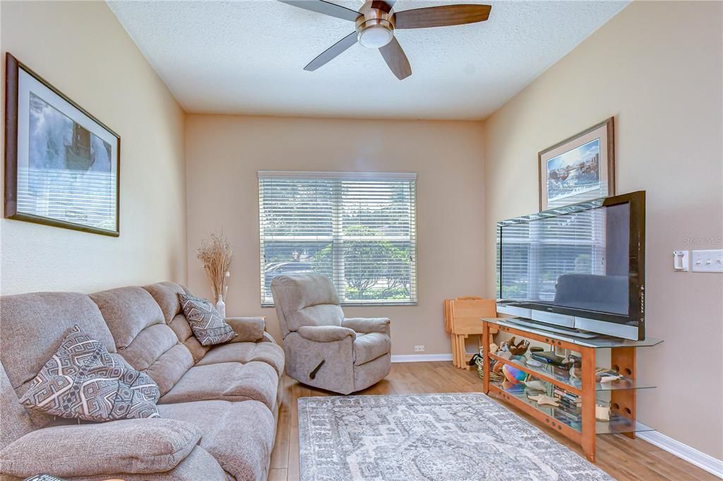 For Sale: $300,000 (3 beds, 2 baths, 1822 Square Feet)