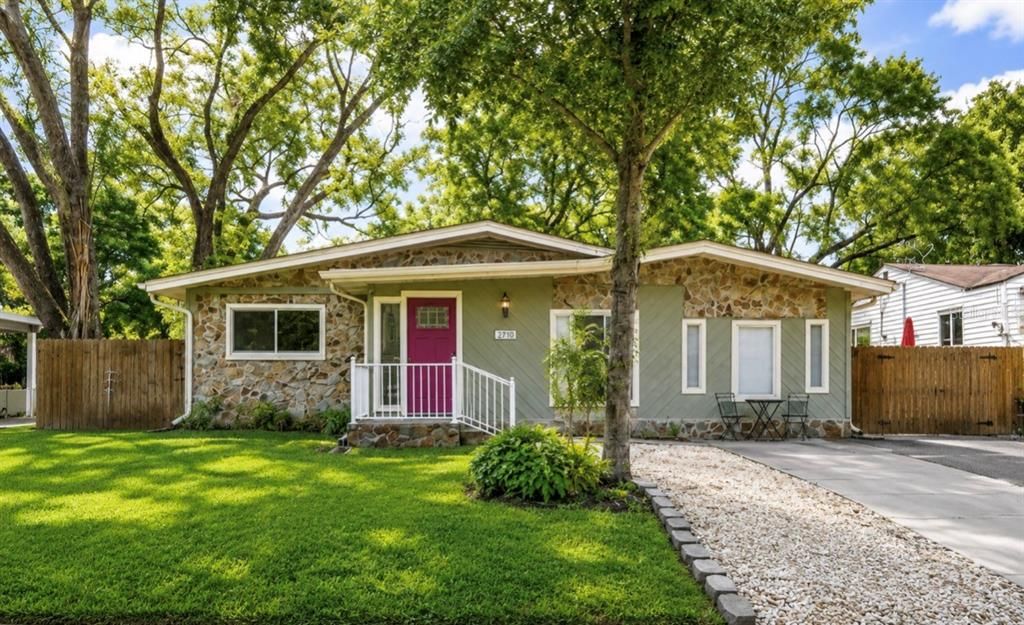 Activo con contrato: $599,000 (3 camas, 2 baños, 1329 Pies cuadrados)
