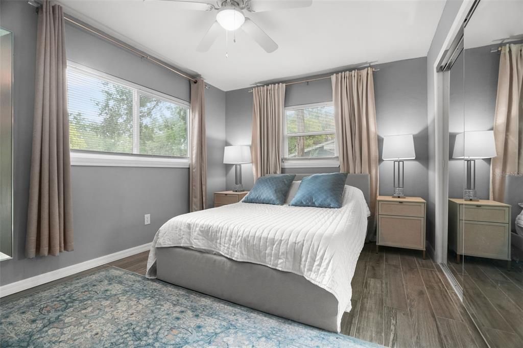 Activo con contrato: $599,000 (3 camas, 2 baños, 1329 Pies cuadrados)