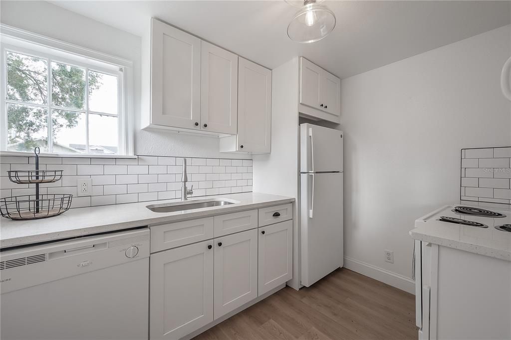 For Sale: $375,000 (3 beds, 0 baths, 1338 Square Feet)