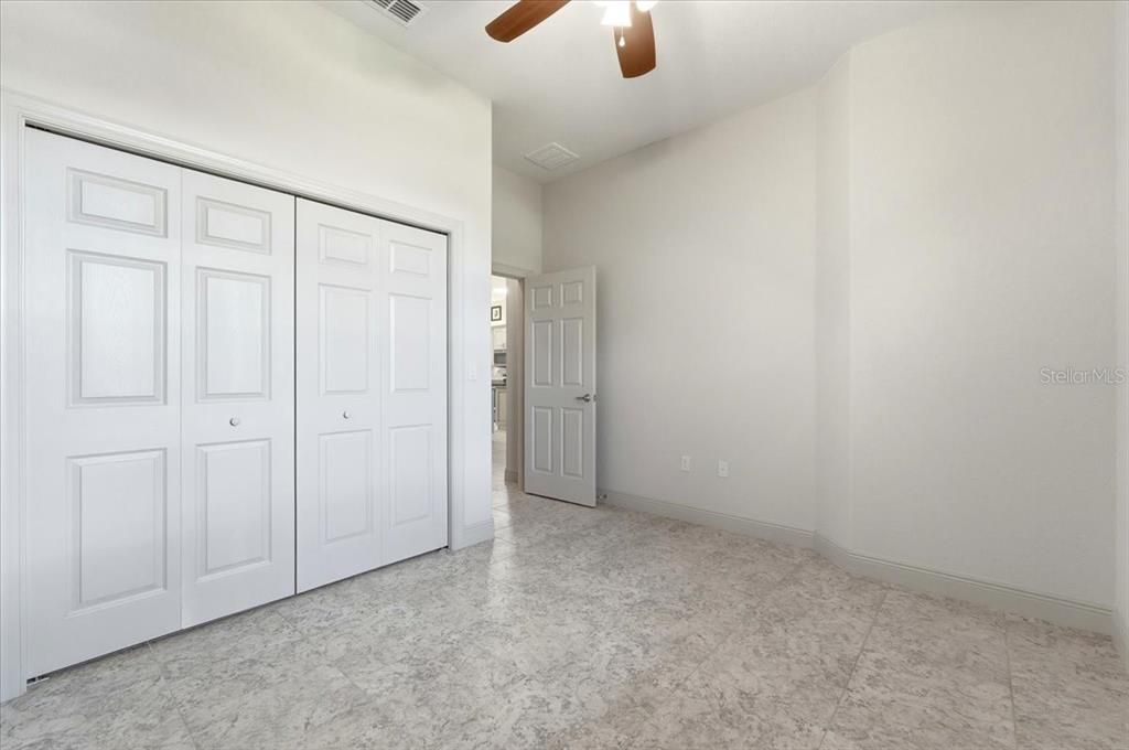 For Sale: $519,000 (2 beds, 2 baths, 1945 Square Feet)