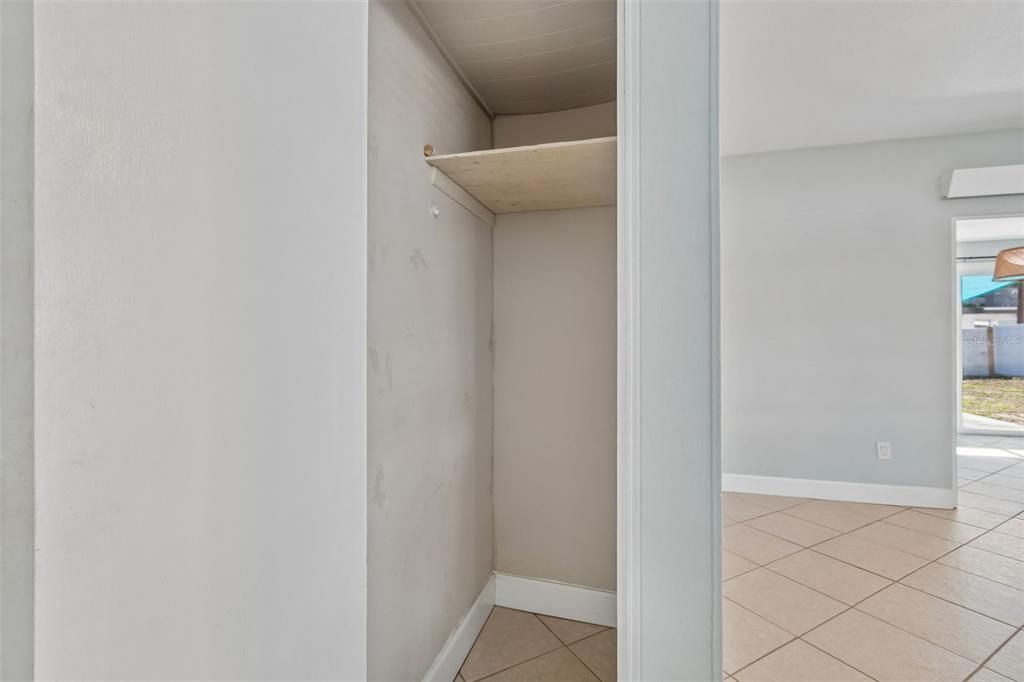 En Venta: $315,000 (2 camas, 1 baños, 800 Pies cuadrados)