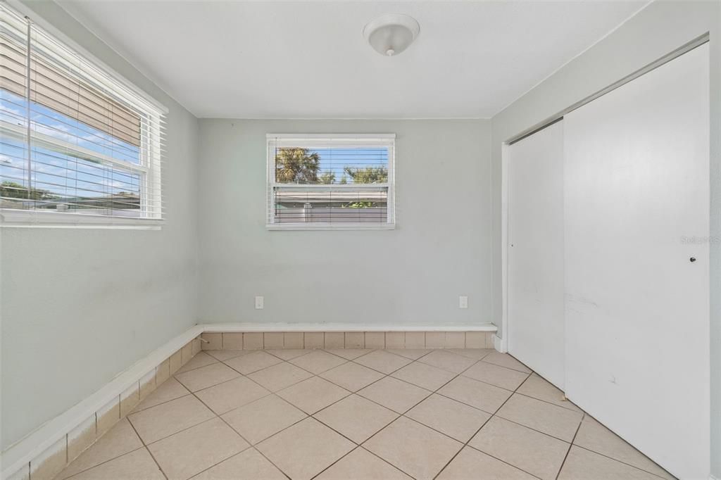 En Venta: $315,000 (2 camas, 1 baños, 800 Pies cuadrados)