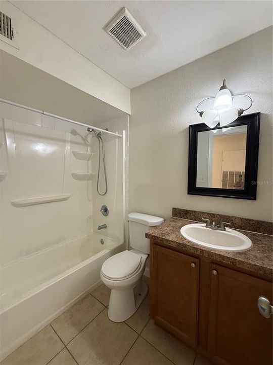 For Rent: $1,500 (2 beds, 2 baths, 935 Square Feet)