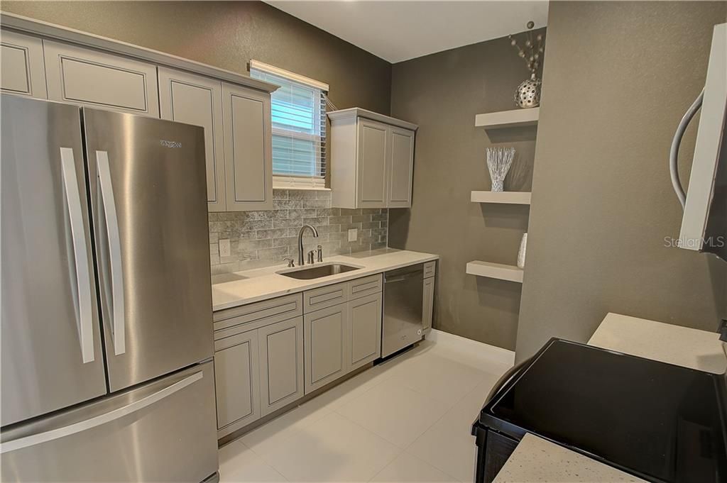 For Rent: $2,995 (3 beds, 2 baths, 1204 Square Feet)