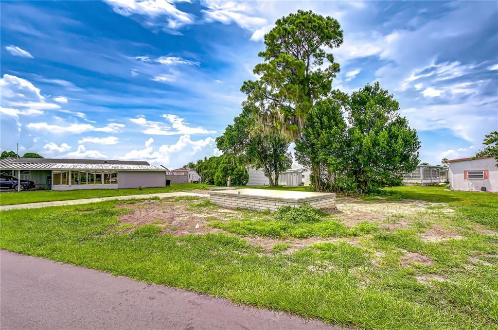 待售: $34,900 (0.12 acres)