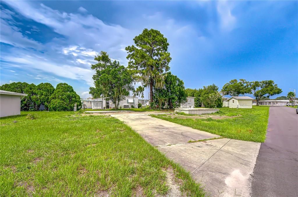 待售: $34,900 (0.12 acres)