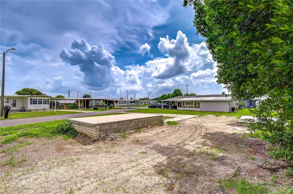待售: $34,900 (0.12 acres)