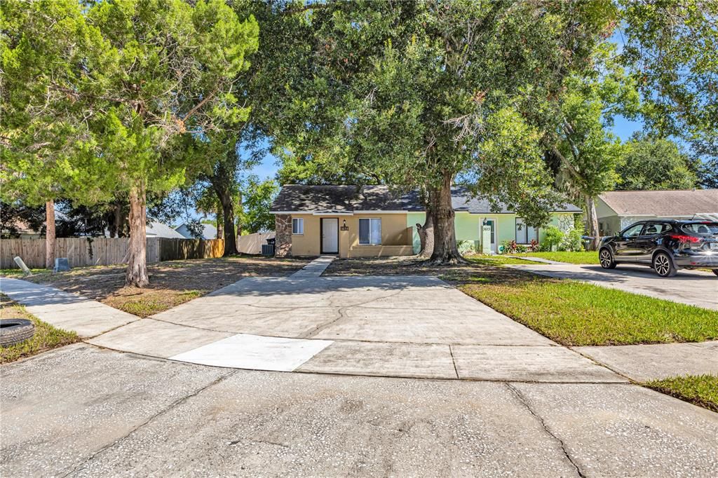 For Sale: $234,900 (2 beds, 2 baths, 918 Square Feet)