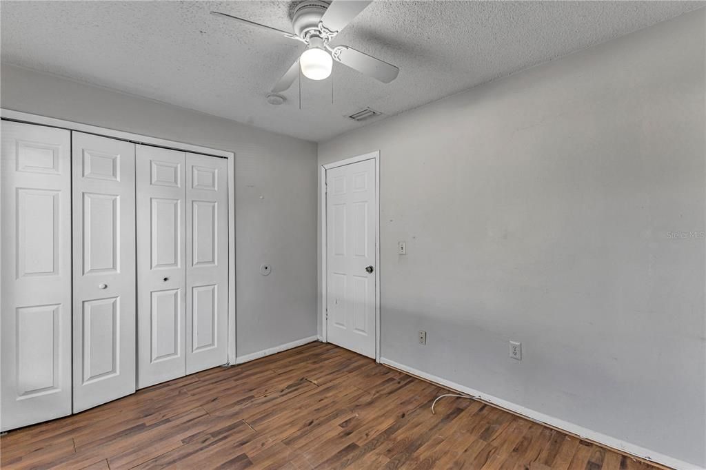 For Sale: $234,900 (2 beds, 2 baths, 918 Square Feet)