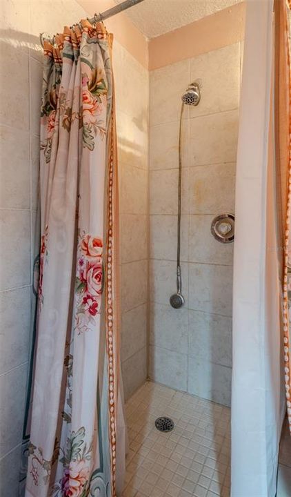 For Sale: $689,000 (3 beds, 2 baths, 1565 Square Feet)