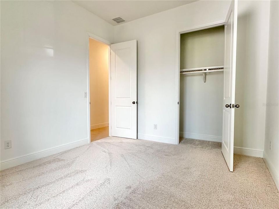 En Renta: $4,500 (4 camas, 3 baños, 2605 Pies cuadrados)