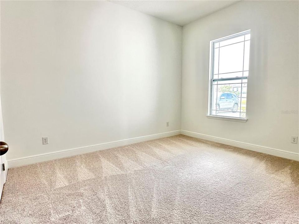 En Renta: $4,500 (4 camas, 3 baños, 2605 Pies cuadrados)