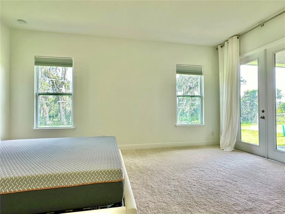 En Renta: $4,500 (4 camas, 3 baños, 2605 Pies cuadrados)