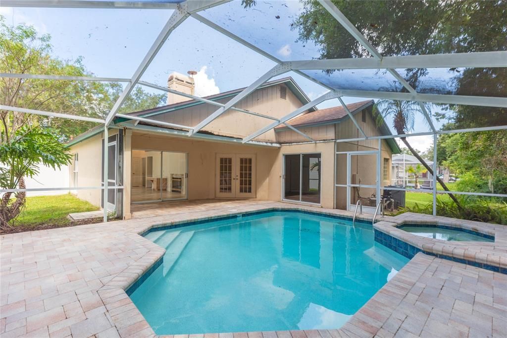For Sale: $410,000 (4 beds, 2 baths, 1913 Square Feet)