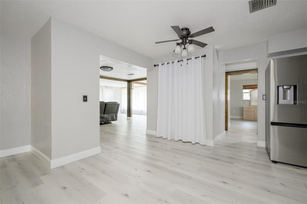 For Sale: $299,000 (4 beds, 2 baths, 1806 Square Feet)