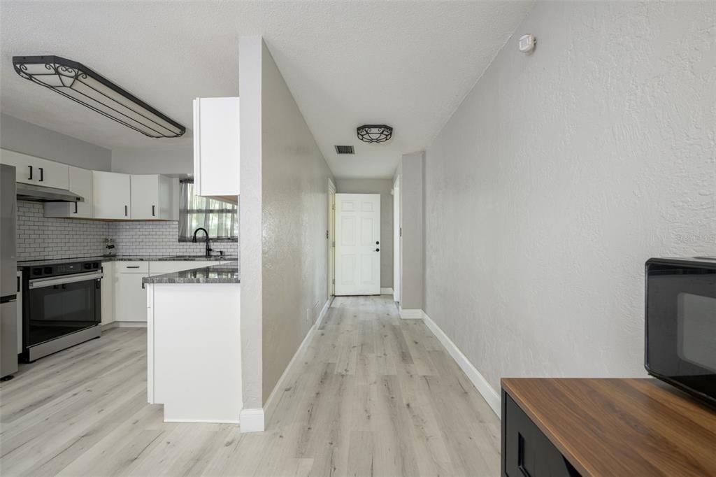 For Sale: $299,000 (4 beds, 2 baths, 1806 Square Feet)