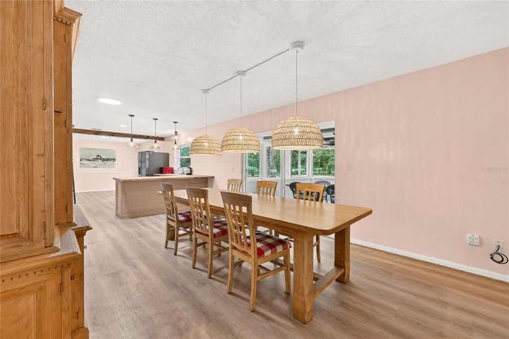 For Sale: $555,888 (3 beds, 2 baths, 1680 Square Feet)