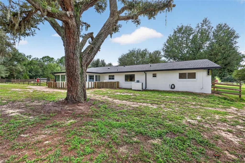 For Sale: $555,888 (3 beds, 2 baths, 1680 Square Feet)