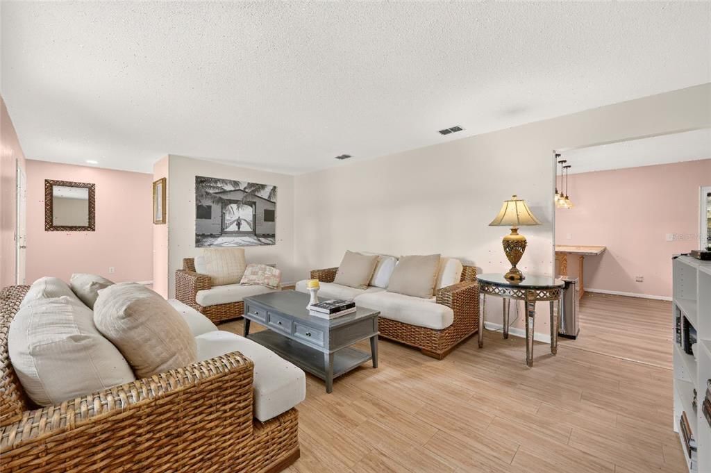 For Sale: $555,888 (3 beds, 2 baths, 1680 Square Feet)