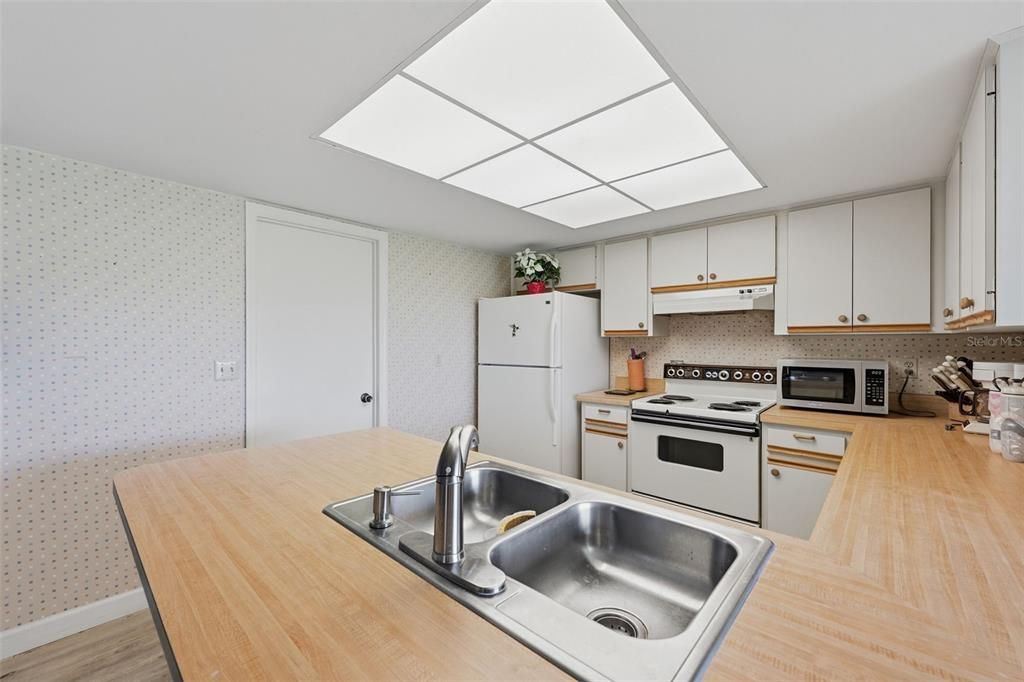 En Venta: $190,000 (2 camas, 2 baños, 1448 Pies cuadrados)