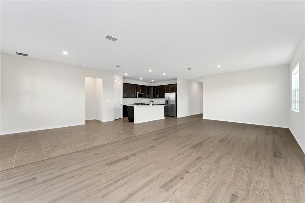 В аренду: $3,995 (4 спален, 3 ванн, 2326 Квадратных фут)