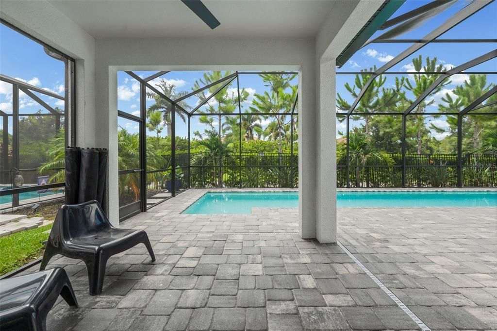 For Sale: $599,999 (4 beds, 3 baths, 2314 Square Feet)