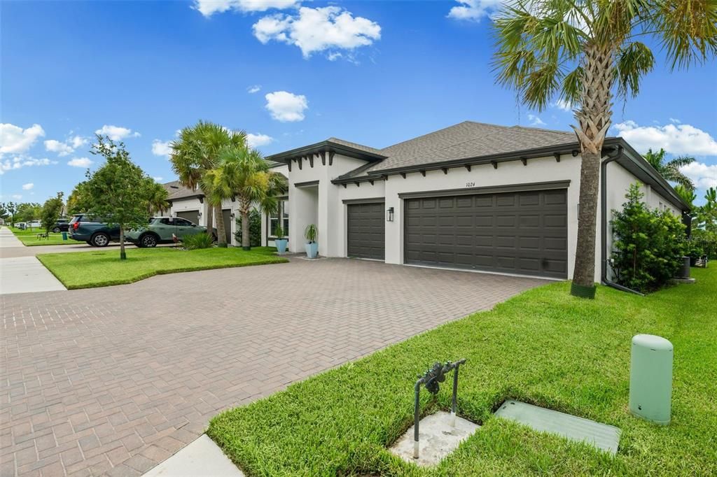 For Sale: $599,999 (4 beds, 3 baths, 2314 Square Feet)