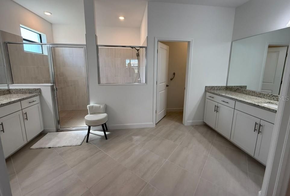 Active With Contract: $749,900 (3 beds, 3 baths, 2439 Square Feet)
