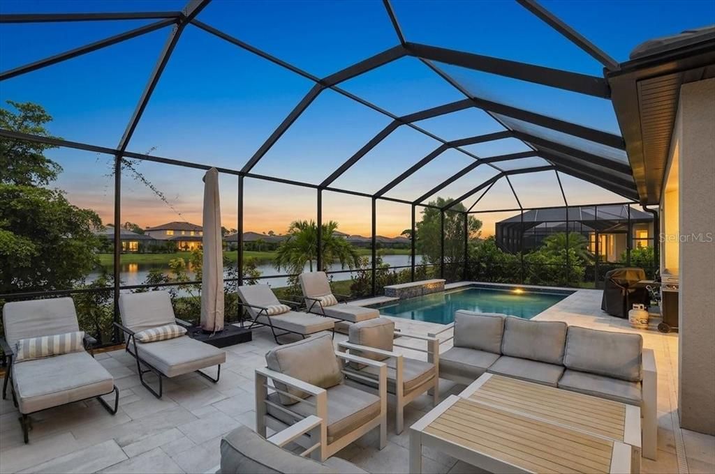 Active With Contract: $749,900 (3 beds, 3 baths, 2439 Square Feet)