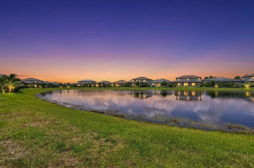 Active With Contract: $749,900 (3 beds, 3 baths, 2439 Square Feet)