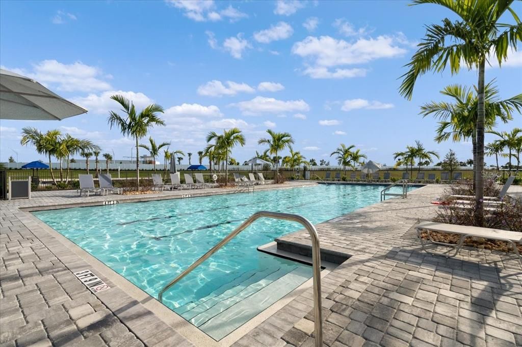 Active With Contract: $749,900 (3 beds, 3 baths, 2439 Square Feet)