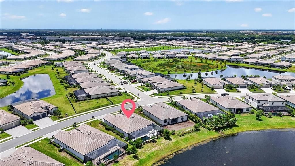 Active With Contract: $749,900 (3 beds, 3 baths, 2439 Square Feet)