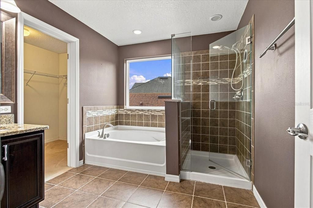 For Sale: $510,000 (3 beds, 2 baths, 2193 Square Feet)