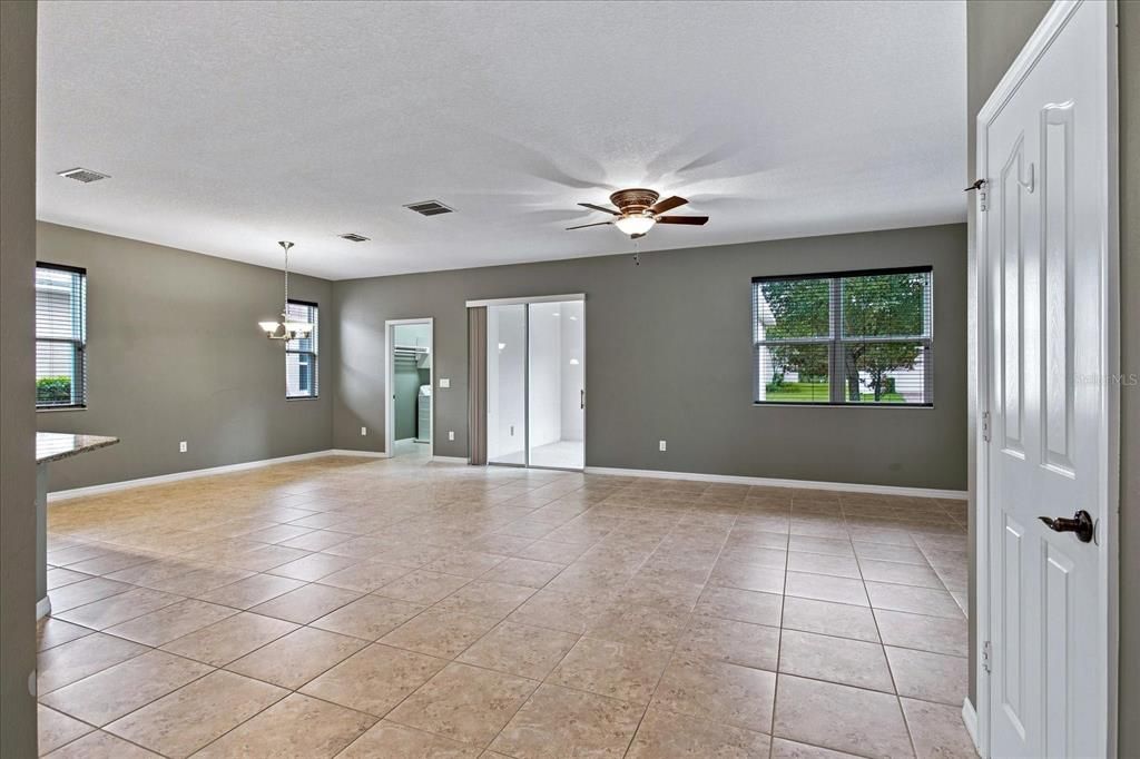For Sale: $510,000 (3 beds, 2 baths, 2193 Square Feet)