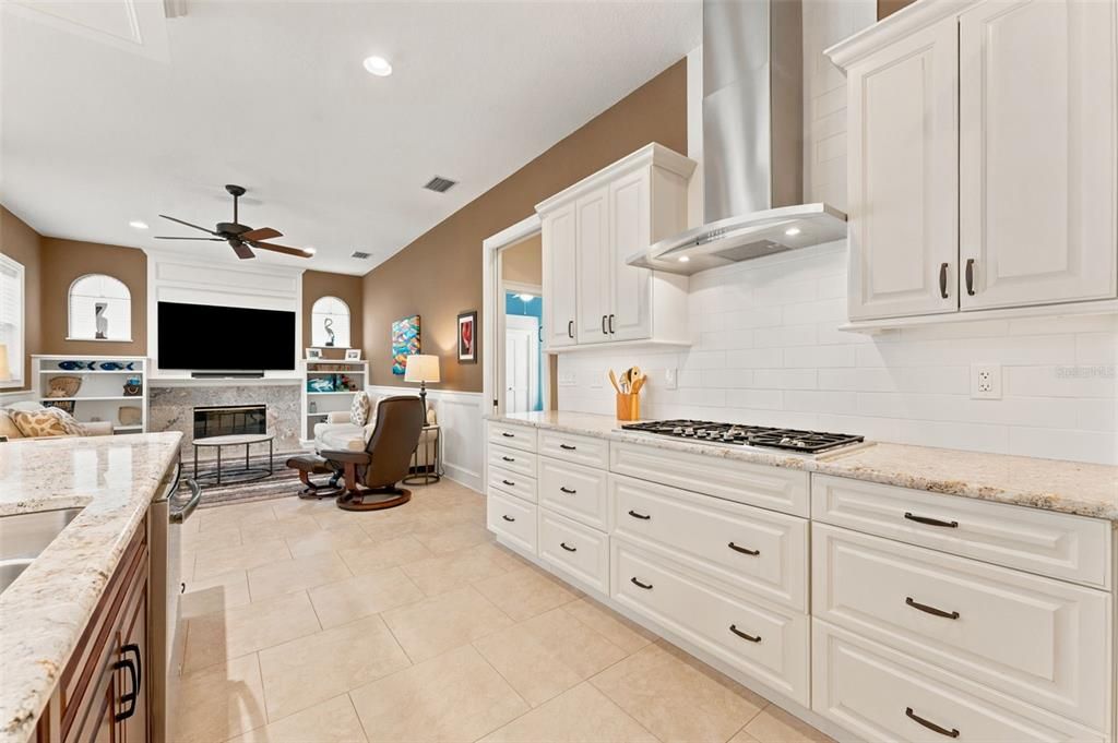 Active With Contract: $775,000 (3 beds, 2 baths, 2096 Square Feet)
