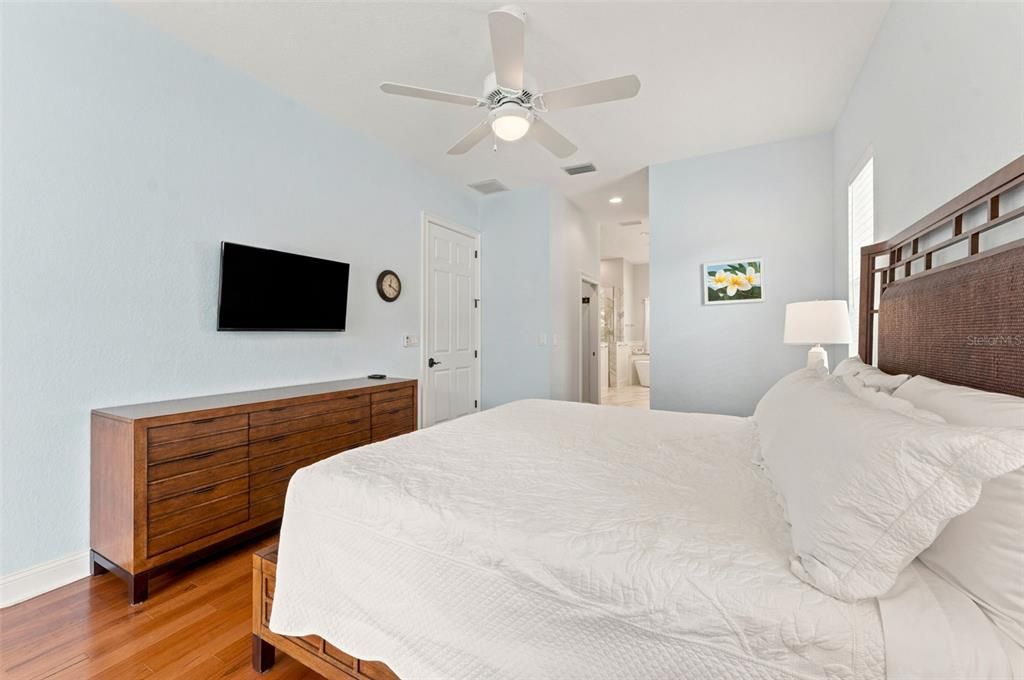 Active With Contract: $775,000 (3 beds, 2 baths, 2096 Square Feet)