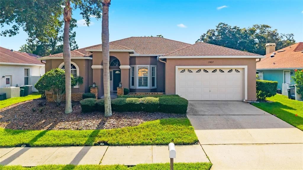 Active With Contract: $775,000 (3 beds, 2 baths, 2096 Square Feet)