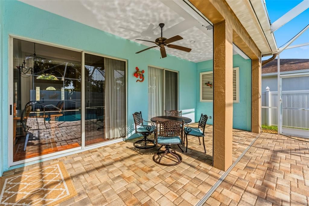 Active With Contract: $775,000 (3 beds, 2 baths, 2096 Square Feet)
