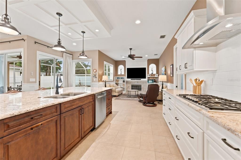 Active With Contract: $775,000 (3 beds, 2 baths, 2096 Square Feet)