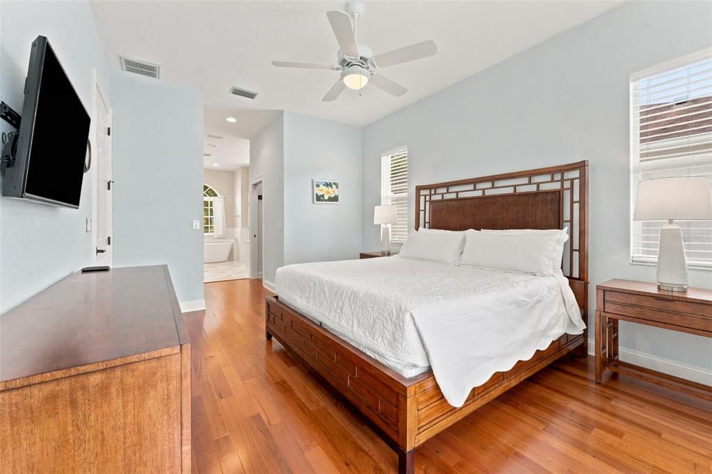 Active With Contract: $775,000 (3 beds, 2 baths, 2096 Square Feet)