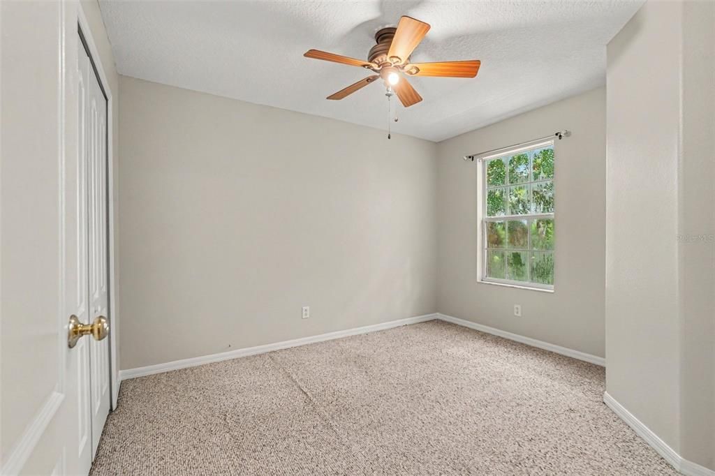 For Sale: $270,000 (3 beds, 2 baths, 1838 Square Feet)
