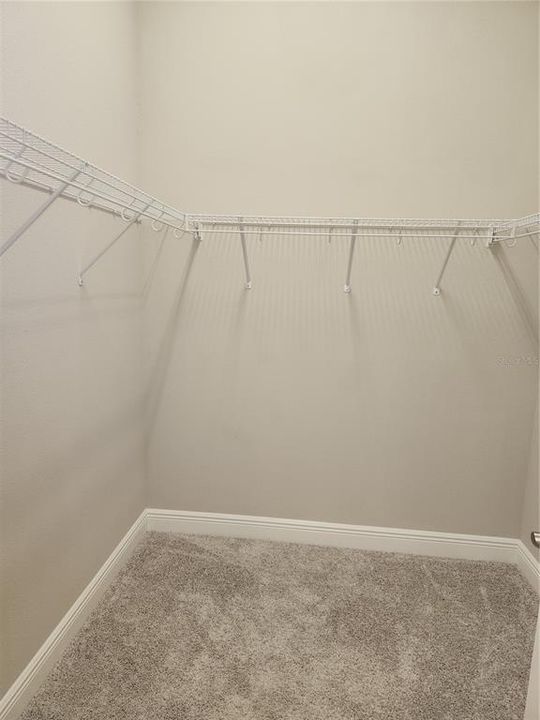 For Rent: $2,550 (3 beds, 2 baths, 1518 Square Feet)