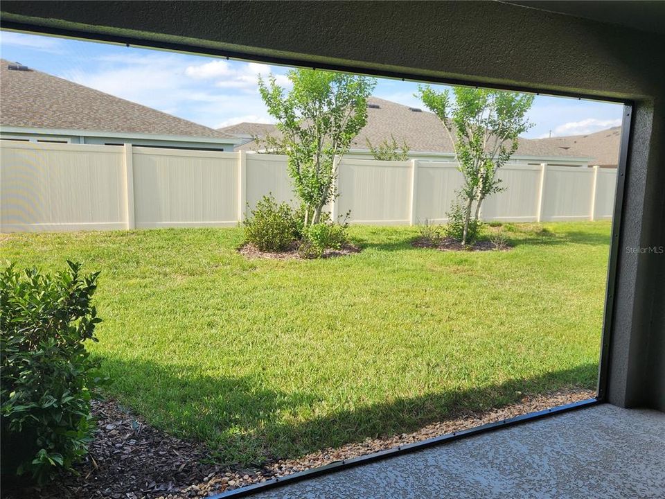 For Rent: $2,550 (3 beds, 2 baths, 1518 Square Feet)