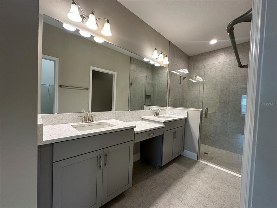 For Rent: $2,550 (3 beds, 2 baths, 1518 Square Feet)