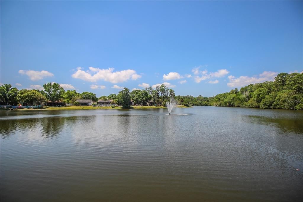 For Sale: $129,900 (2 beds, 2 baths, 915 Square Feet)