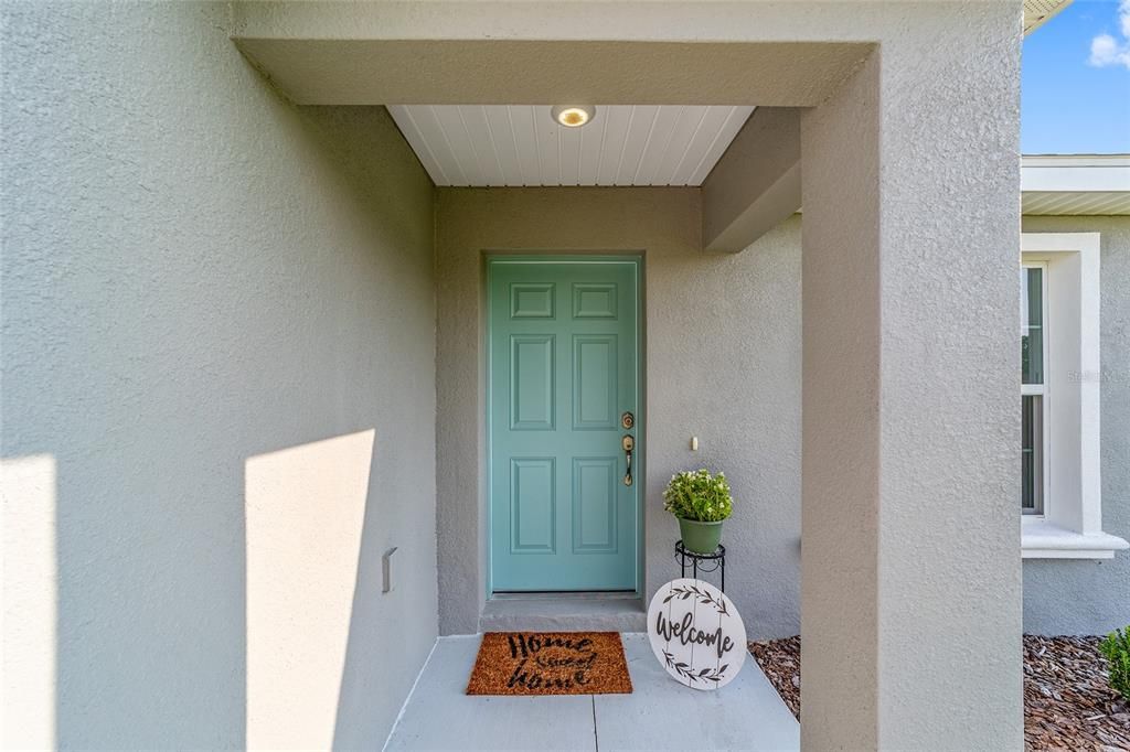 For Sale: $244,900 (3 beds, 2 baths, 1315 Square Feet)